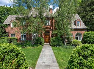40 Elm Ln, Bronxville, NY 10708