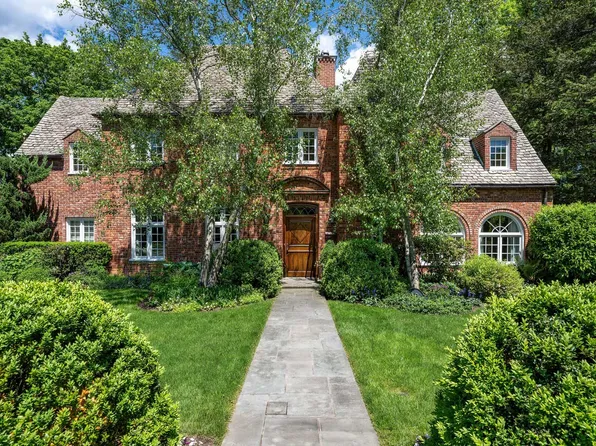 40 Elm Lane, Bronxville, NY 10708