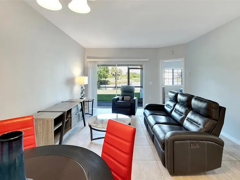 6421 Cypressdale Dr #101 — Photo 10