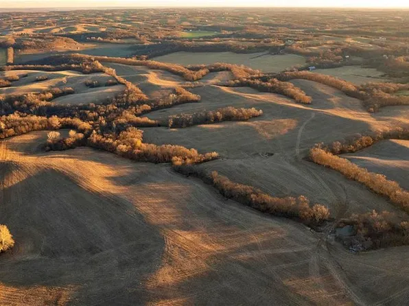 State Route M Hwy, Weston, MO 64098