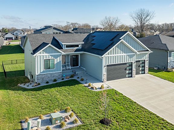 2nd image of 1601 Marina Cove Dr