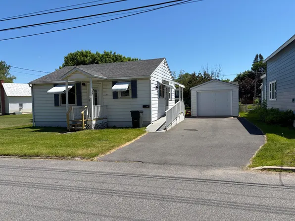 15 Standish St, Plattsburgh, NY 12901