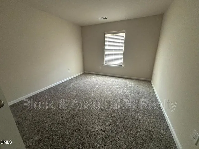 268 Abbots Mill Dr — Photo 23