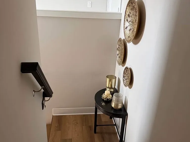 Hampton Cir — Photo 10