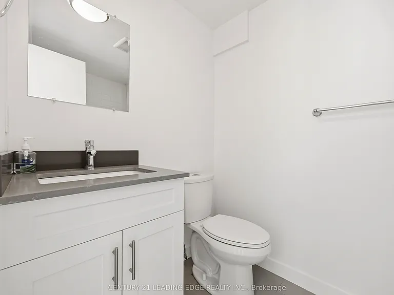 1A Leonard Ave #1 — Photo 21