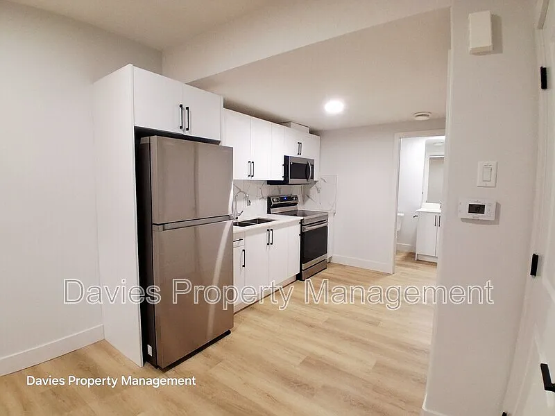 1915 164th St SW — Photo 2