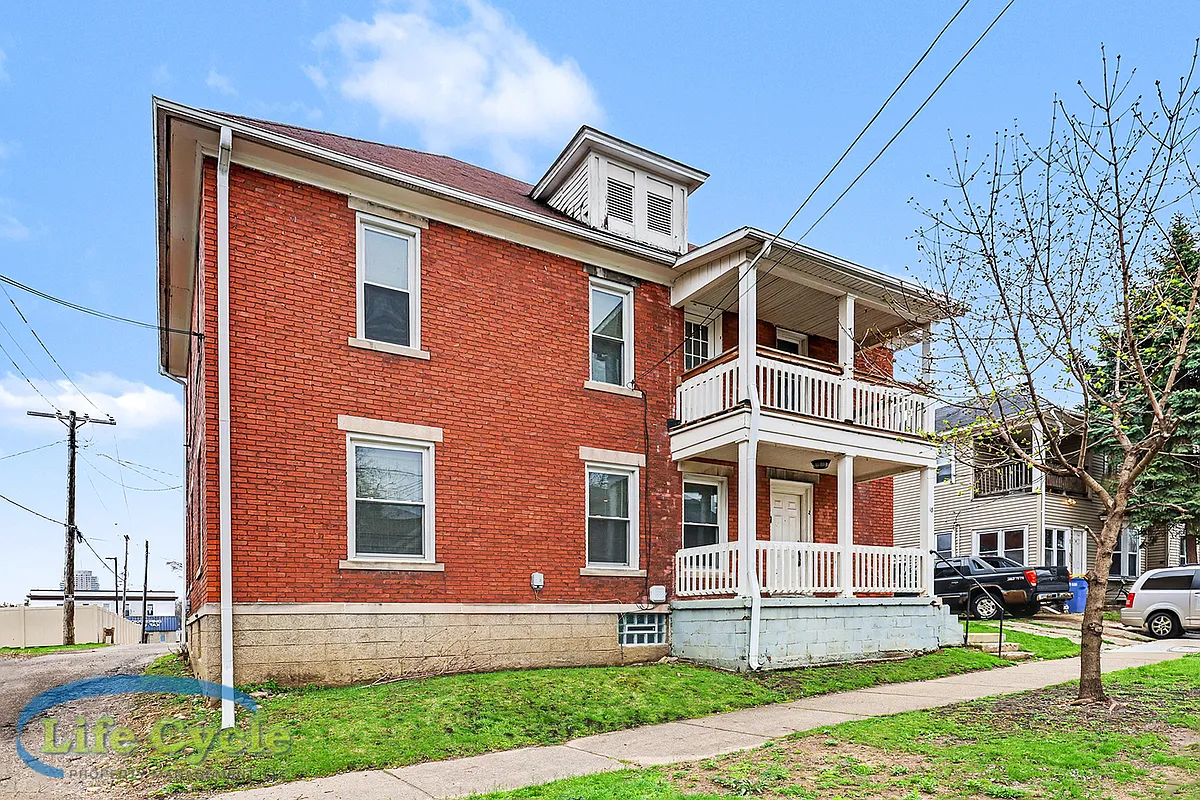 Building Photo - 18 Indiana Ave SW #2