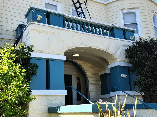 FAIRLAWN RESIDENCE, 2375 Fruitvale Ave #8ca9ca73d, Oakland, CA 94601