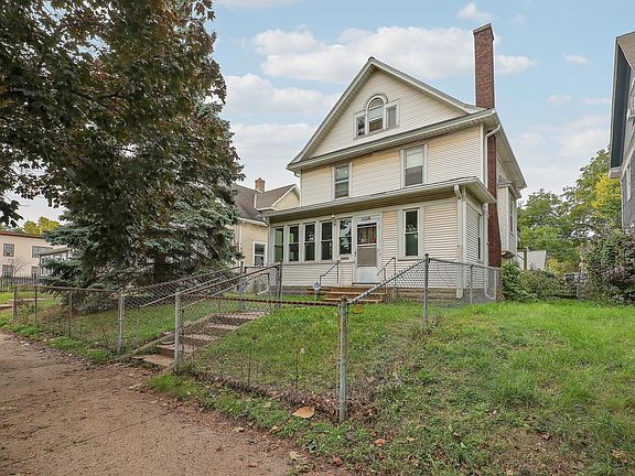 4th image of 3544 Stevens Ave