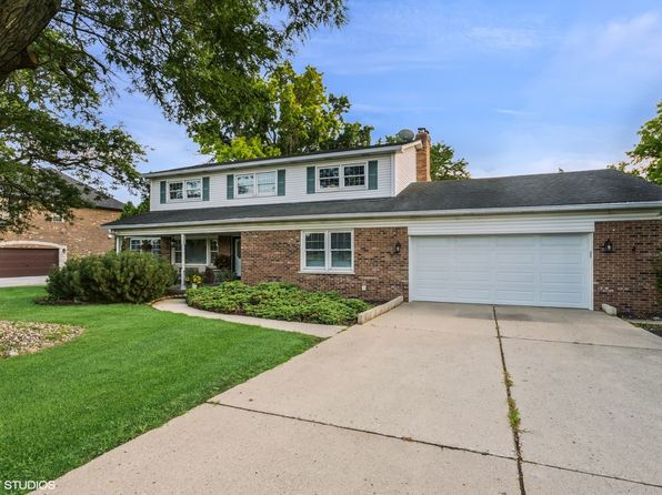 48 Kingston Dr