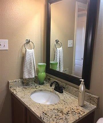 3rd image of 4628 Thistle Creek Ct