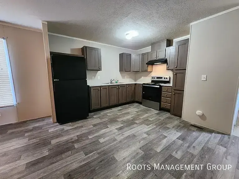 666 S Bluff St #746 — Photo 13
