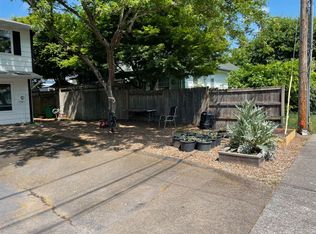 6911 SE Mitchell St #2B-1BA-750SQFT, Portland, OR 97206