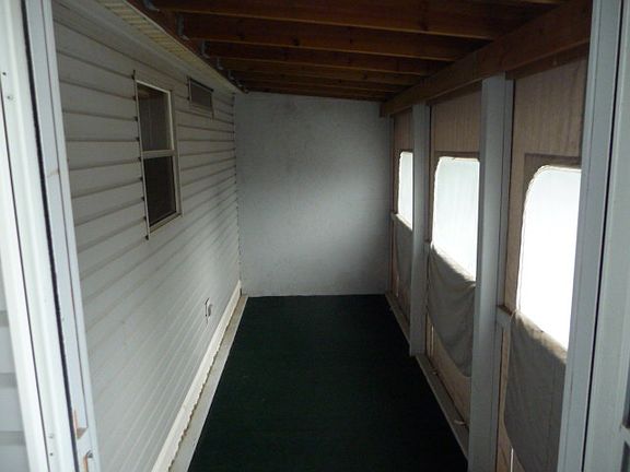 Rear enclosed porch room
