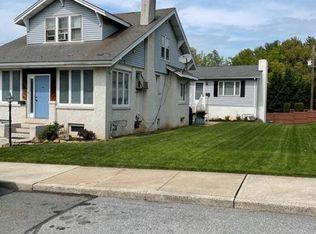 417 S 4th St, Emmaus, PA 18049
