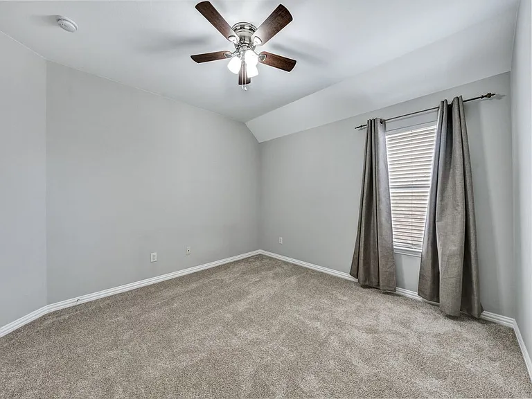 920 Ethan Rd — Photo 21