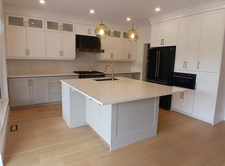 143 Margaret Ave, Stoney Creek, ON L8G 3G7
