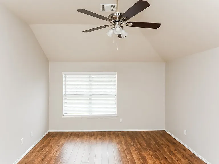 501 Branch St — Photo 14