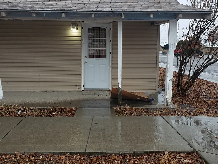 109 S F St #1 — Photo 1
