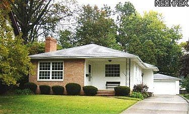 1st image of 2335 Wyandotte Ave