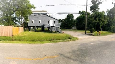 4th image of 17114 Water Oak Dr