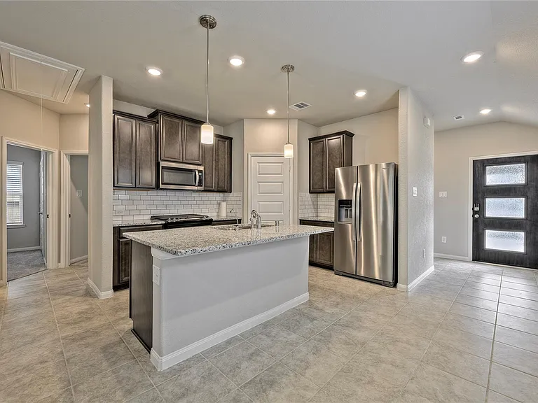 17502 Rosette Grass Dr — Photo 12