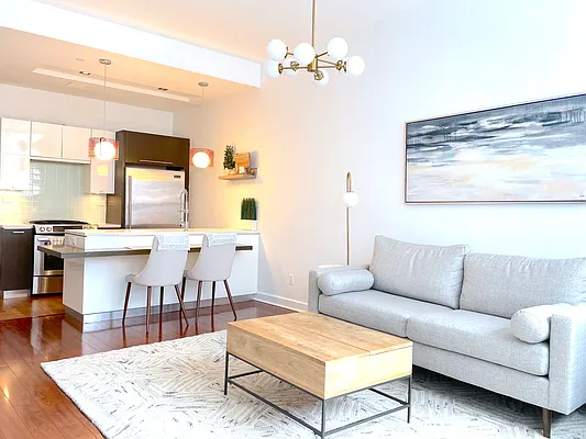 Sold by Modern Spaces | media 2