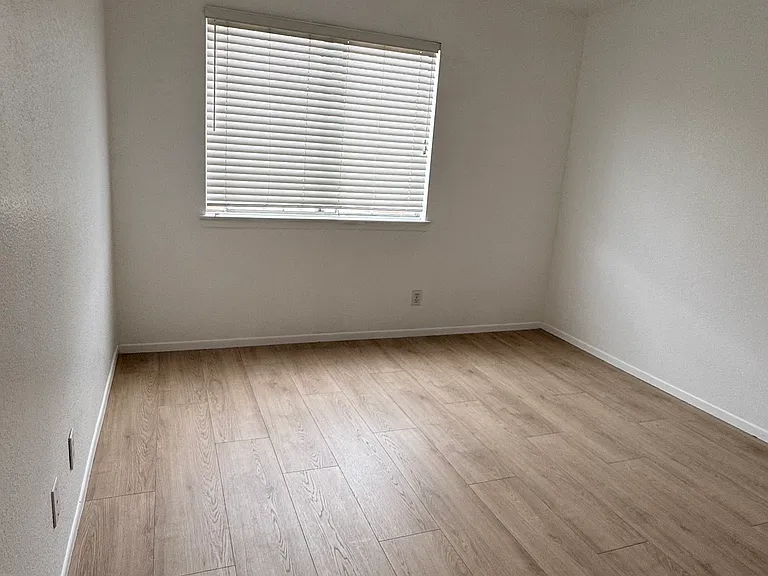 11520 Promenade Dr — Photo 20