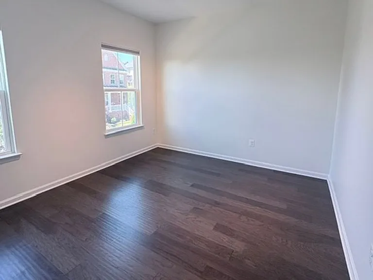 22110 Fulmer Ave — Photo 32