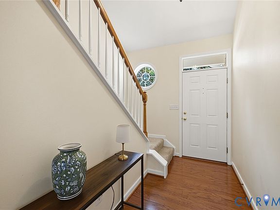 3rd image of 1555 Providence Knoll Dr