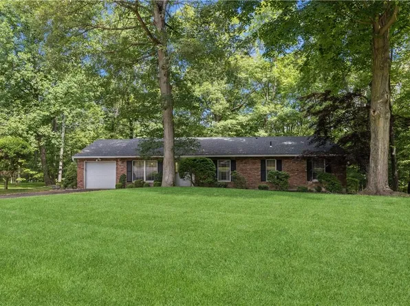2 Opal Court, Pomona, NY 10970