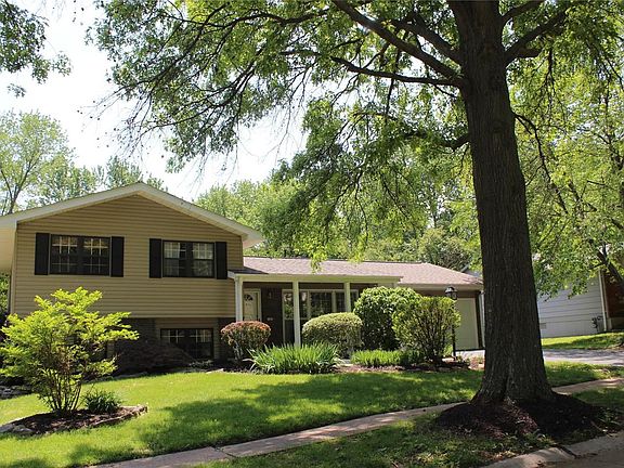 2nd image of 11876 Spruce Haven Dr