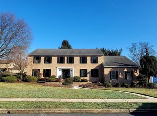 14 Courtleigh Pl, Reading, PA 19606