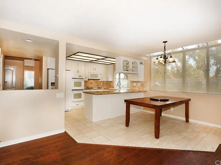 32280 Corte Coronado — Photo 22