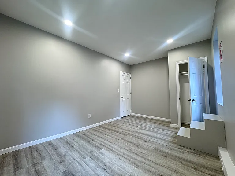 3338 Shore Pkwy #1F — Photo 7