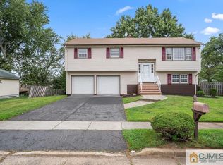 142 Elliott Pl, South Plainfield, NJ 07080