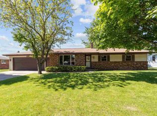 1351 Eminence St, Green Bay, WI 54313