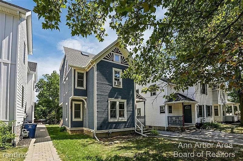 1st image of 1507 White St