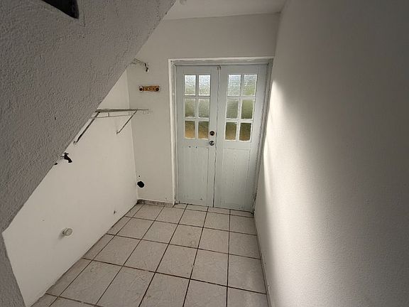 2nd image of Km #4.4-171
