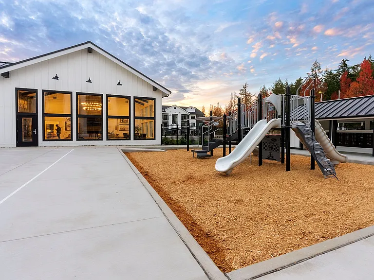 Karlo Lacey Apartments — Photo 11