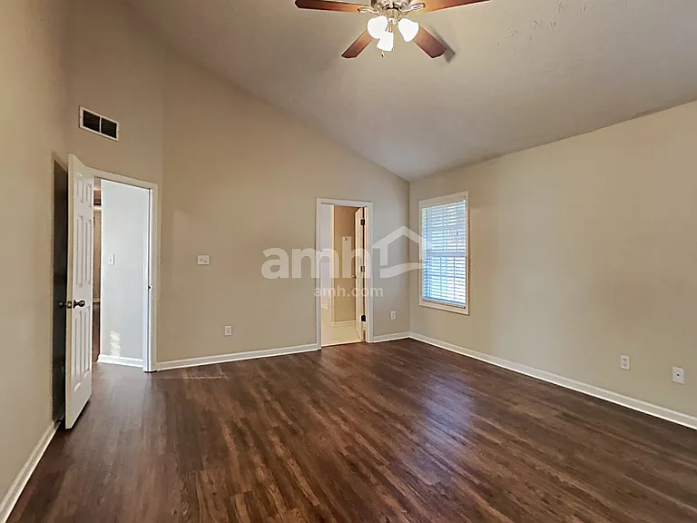 1558 Great Shoals Cir — Photo 12