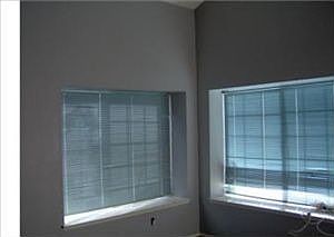 4th image of 25416 Taupe Ave