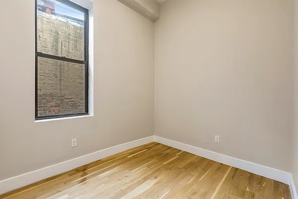 Rented by MNS | media 25