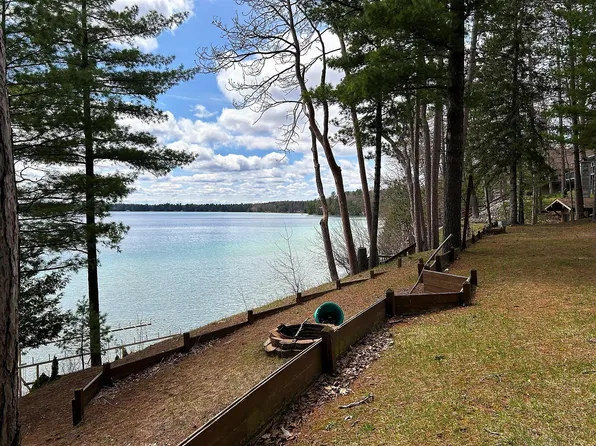 21595 N Shore Dr, Hillman, MI 49746