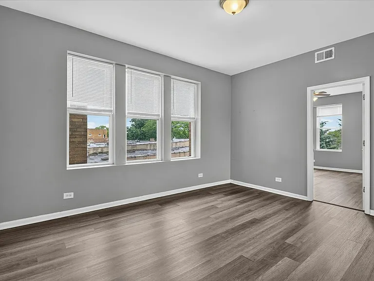 1854 S Central Park Ave #1852-3E — Photo 17