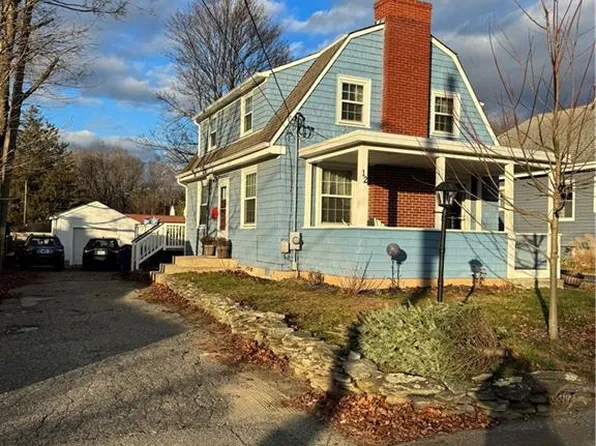 12 Coomer Ave, Warren, RI 02885
