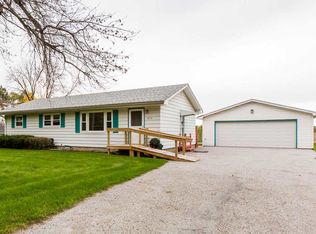 3675 Cedar Terrace Dr, Waterloo, IA 50702