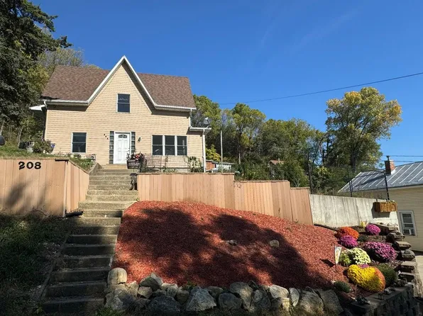 208 Adams St, Brownsville, MN 55919