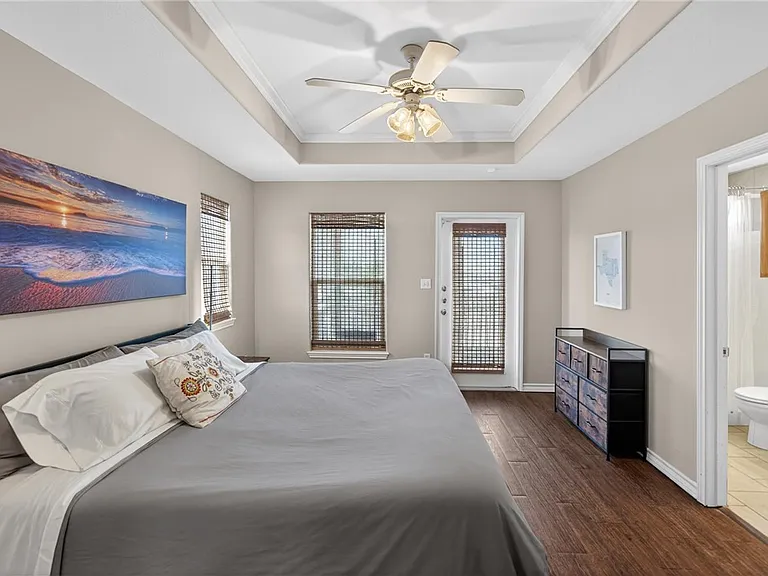 14202 Encantada Ave #401 — Photo 29
