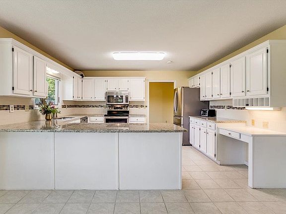 4th image of 2508 N Fox Run Ct